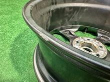 Laden Sie das Bild in den Galerie-Viewer, 1x Alufelge 18 Zoll 7.5&quot; 5x108 50ET PV4C-C2A Ford Kuga Rim Wheel