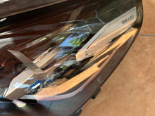 Laden Sie das Bild in den Galerie-Viewer, Frontscheinwerfer BMW 5A798D3 LED Ein Stück (Rechts oder Links) Headlight SCH9446209050dc