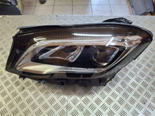 Laden Sie das Bild in den Galerie-Viewer, Frontscheinwerfer Mercedes-Benz Gla A1569066900KOD LED Links Headlight SCH8253980440ef