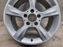 Laden Sie das Bild in den Galerie-Viewer, 1x Alufelge 16 Zoll 8.0" 5x112 32ET Glanz Silber A2034013102 Mercedes-Benz Cl203 FEL4314286176ri