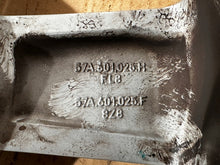 Laden Sie das Bild in den Galerie-Viewer, 1x Alufelge 17 Zoll 7.0&quot; 5x112 45ET 57A601025H Skoda Karoq Rim Wheel