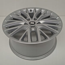 Laden Sie das Bild in den Galerie-Viewer, 1x Alufelge 17 Zoll 7.5" 5x112 46ET Glanz Silber 5FA601025B Seat Leon Rim Wheel FEL3889020394nt