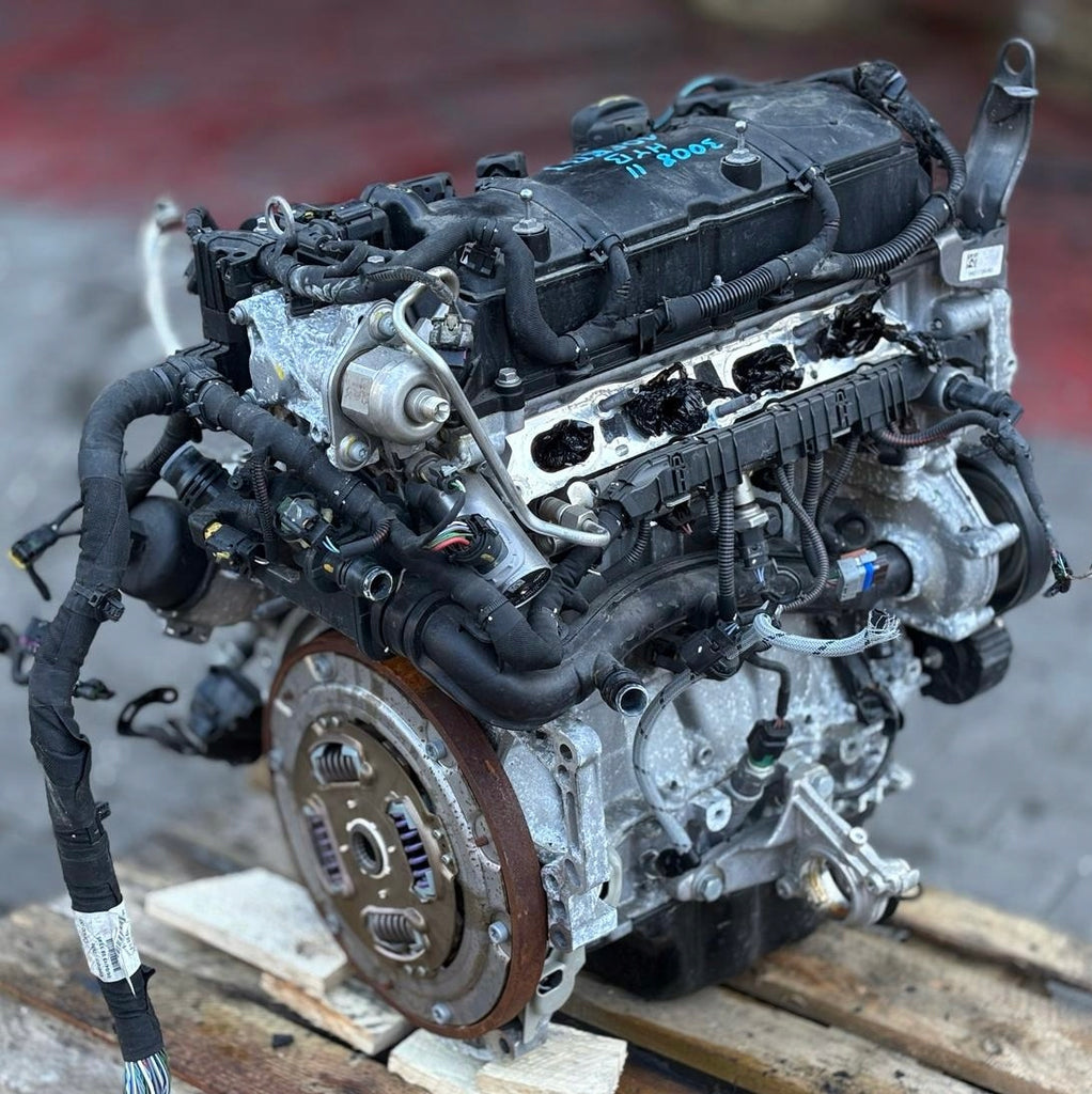 Motor Peugeot 3008 10FKBJ 1.6 THP 30TKm Hybrid Engine Komplett