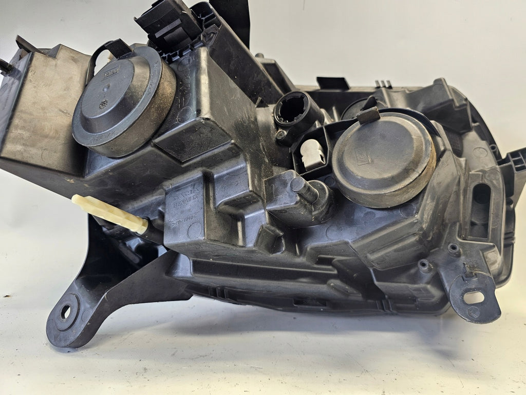 Frontscheinwerfer Dacia Logan Sandero II 260605665R Links Scheinwerfer Headlight SCH8448040216mi
