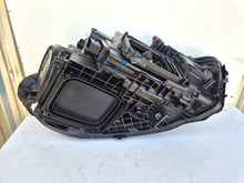 Laden Sie das Bild in den Galerie-Viewer, Frontscheinwerfer Mercedes-Benz W177 A1779065501C LED Links Headlight SCH3314581851ht