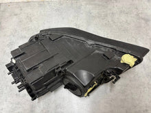 Laden Sie das Bild in den Galerie-Viewer, Frontscheinwerfer Audi A8 4H0941004 Rechts Scheinwerfer Headlight SCH4264570453bv