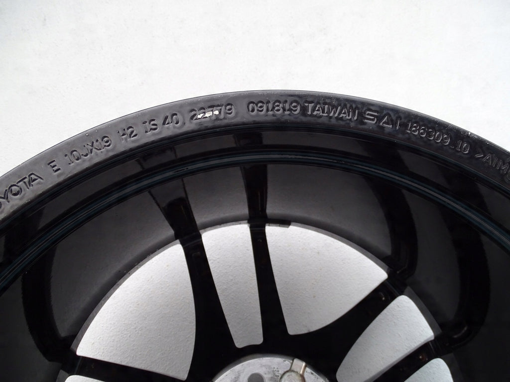 1x Alufelge 19 Zoll 10.0" 5x114.3 40ET Glanz Schwarz 8811715 Toyota Supra
