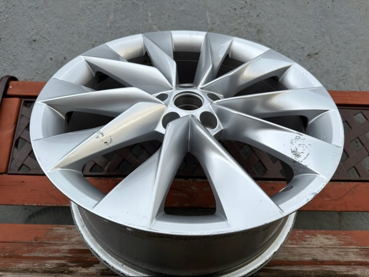 1x Alufelge 19 Zoll 8.0" 5x112 45ET 5LA601025 Skoda Enyaq Iv Rim Wheel FEL9746014173zf