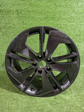 Load image into Gallery viewer, 1x Alufelge 18 Zoll 7.5" 5x112 48ET Glanz Silber 5E3601025AQ Skoda Octavia Iv FEL2198421851tw