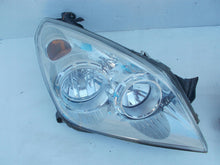 Laden Sie das Bild in den Galerie-Viewer, Frontscheinwerfer Opel Astra H 1EG27037041 Ein Satz Scheinwerfer Headlight SCH8359729442qh