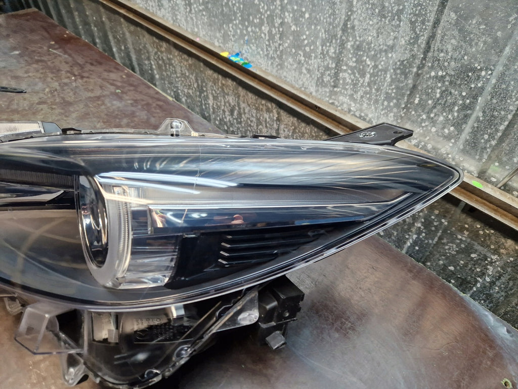 Frontscheinwerfer Mazda 3 Bm B630-51040 Links Scheinwerfer Headlight