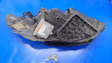 Laden Sie das Bild in den Galerie-Viewer, Frontscheinwerfer Land Rover Sport Discovery FK7213W030EG Xenon Links Headlight SCH4977337782nb