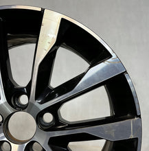 Laden Sie das Bild in den Galerie-Viewer, 1x Alufelge 17 Zoll 7.0&quot; 5x108 50ET Glanz Schwarz 31664557 Volvo V60 V40