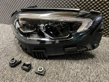 Laden Sie das Bild in den Galerie-Viewer, Frontscheinwerfer Mercedes-Benz W206 A2069060803 LED Rechts Headlight SCH1943557565jc