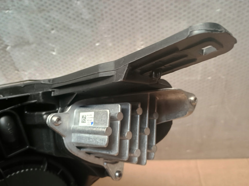 Frontscheinwerfer Opel Crossland 433944839 Rechts Scheinwerfer Headlight SCH9792177031tm