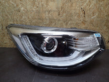 Laden Sie das Bild in den Galerie-Viewer, Frontscheinwerfer Kia Soul II LED Rechts Scheinwerfer Headlight