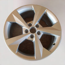 Load image into Gallery viewer, 1x Alufelge 18 Zoll 8.0&quot; 5x112 46ET 8Y0601025J Audi A3 Rim Wheel