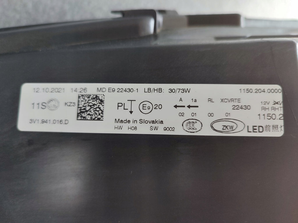 Frontscheinwerfer Skoda Superb III 3V1941016D Full LED Rechts Headlight