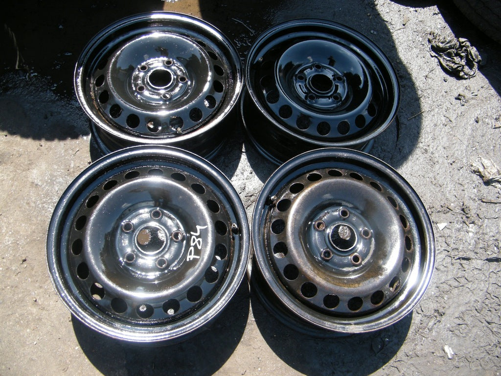 4x Alufelge 15 Zoll 6.0" 5x112 47ET Silber VW Caddy V Golf III Jetta VI Touran FEL6297762883ba