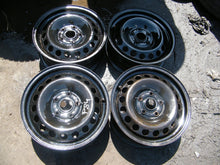 Laden Sie das Bild in den Galerie-Viewer, 4x Alufelge 15 Zoll 6.0" 5x112 47ET Silber VW Caddy V Golf III Jetta VI Touran FEL6297762883ba