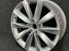 Load image into Gallery viewer, 1x Alufelge 19 Zoll 3G8601025C VW Arteon Rim Wheel FEL4078121636te