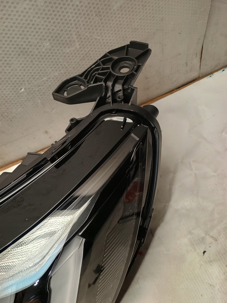 Frontscheinwerfer Peugeot 2008 208 II 1682772680 Full LED Rechts oder Links