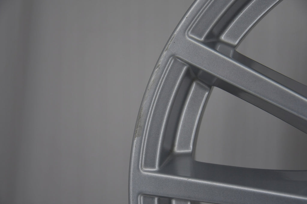 1x Alufelge 17 Zoll 7.5" 5x112 30ET Glanz Silber 6883520 BMW 1 Rim Wheel FEL2019888222oo