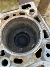 Laden Sie das Bild in den Galerie-Viewer, Motorblock Opel Master III Van Fv M9TG726 2.3 DCI 49TKm 2002 Diesel Unkomplett MOT2882050405fw