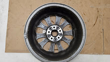 Load image into Gallery viewer, 1x Alufelge 17 Zoll 7.5&quot; 5x120 6883517 BMW G21 G20 Rim Wheel