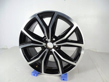 Laden Sie das Bild in den Galerie-Viewer, 1x Alufelge 18 Zoll 7.0" 5x112 39ET 2GM601025P VW T-Cross Rim Wheel FEL4158930285cz