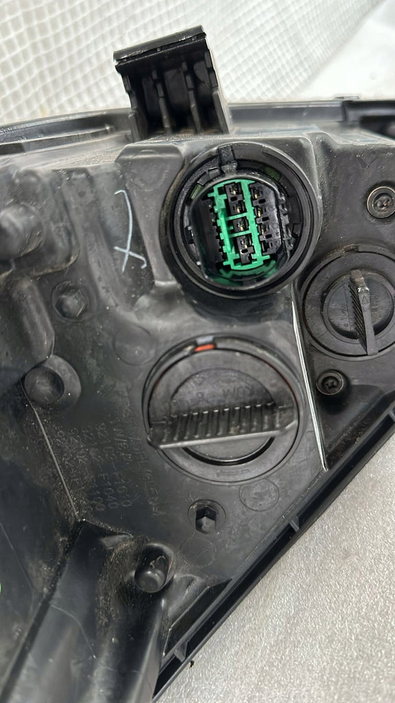 Frontscheinwerfer Kia Sportage F192102200 LED Rechts Scheinwerfer Headlight SCH2993063453ub