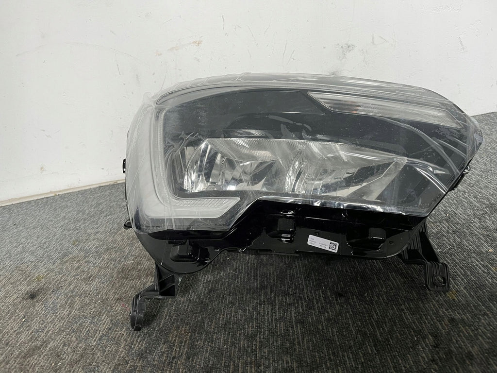 Frontscheinwerfer Opel Movano B Master III 260105567 Rechts Headlight SCH7206998772em
