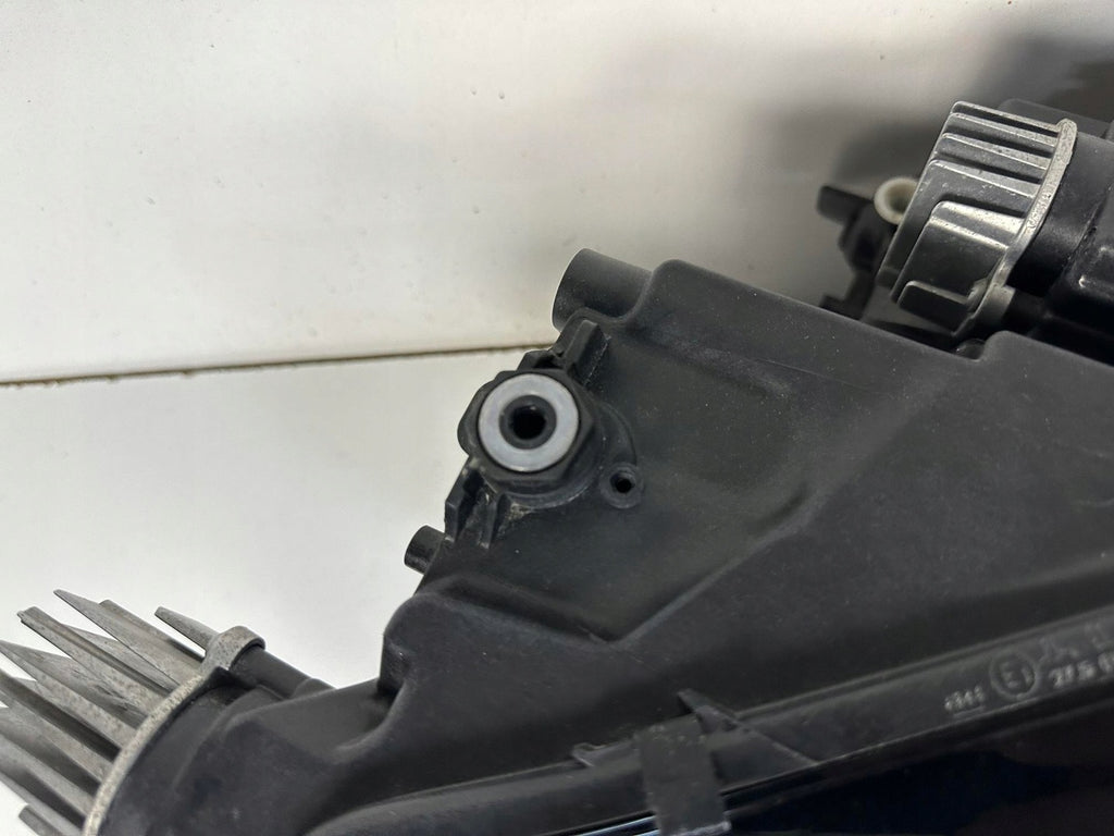 Frontscheinwerfer Skoda Octavia IV 5E4941016 Rechts Scheinwerfer Headlight SCH1751149939lt