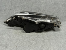 Load image into Gallery viewer, Frontscheinwerfer Toyota Yaris LED Rechts Scheinwerfer Headlight