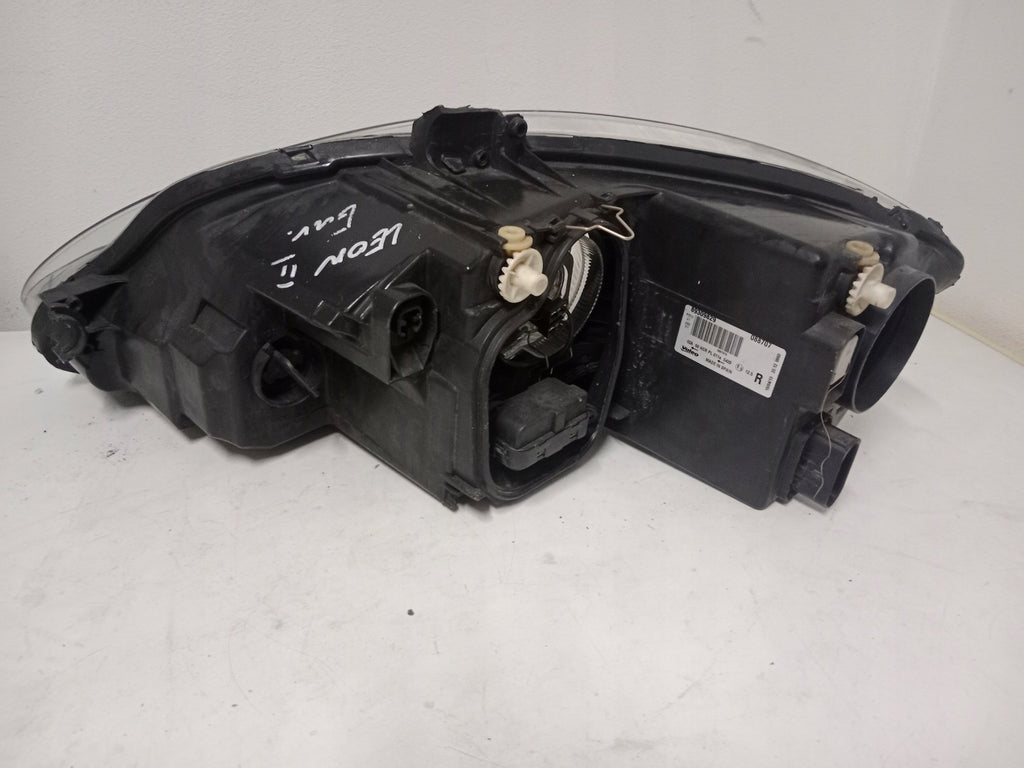 Frontscheinwerfer Seat Altea Xl Toledo III 5P1941006A 89309820 LED Rechts