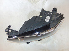 Laden Sie das Bild in den Galerie-Viewer, Frontscheinwerfer VW T-Roc Troc 2GA941035P LED Links Scheinwerfer Headlight