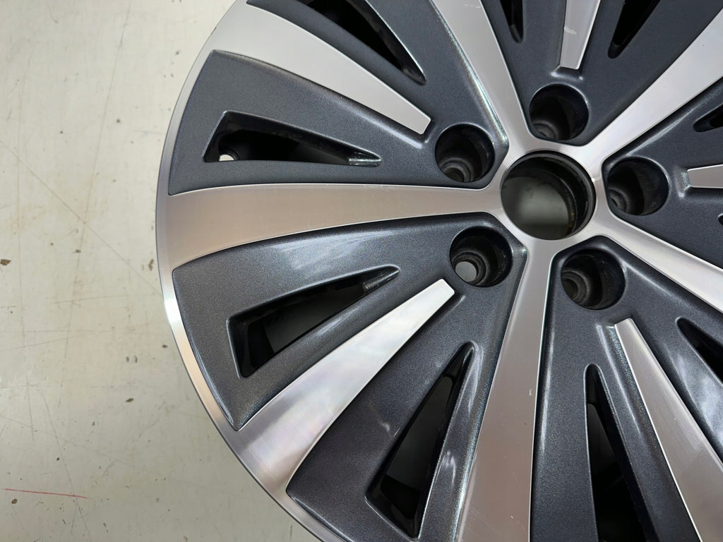 1x Alufelge 17 Zoll 6.5" 5x112 41ET 3V0601025AH Skoda Superb Iii Rim Wheel FEL9339570809gp