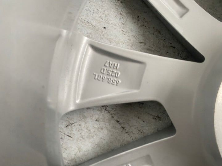 1x Alufelge 17 Zoll 6.5" 5x100 40ET Glanz Silber 658601025C Skoda Kamiq FEL5252124872mk