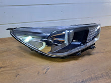 Load image into Gallery viewer, Frontscheinwerfer Kia Rio IV 92102-H8 Rechts Scheinwerfer Headlight