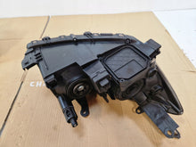 Load image into Gallery viewer, Frontscheinwerfer Toyota Rav 4 Ein Satz Scheinwerfer Headlight SCH3958368464gc