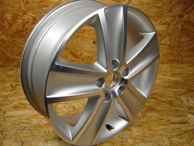 1x Alufelge 17 Zoll 6.0" 5x112 50ET Glanz Silber 2K5601025D VW Golf Rim Wheel