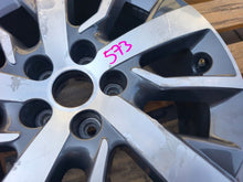 Load image into Gallery viewer, 1x Alufelge 17 Zoll 7.0" 5x108 46ET Glanz 9806454377 Toyota Proace City FEL2740023379cm