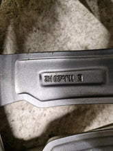 Load image into Gallery viewer, 1x Alufelge 20 Zoll 11.0" 5x120 37ET 7846791 BMW F15 F16 Rim Wheel FEL3025581752lo