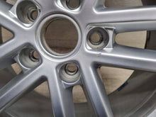 Laden Sie das Bild in den Galerie-Viewer, 1x Alufelge 17 Zoll 7.5" 5x112 49ET Glanz Silber 5G0601025AP VW Golf Vii FEL4824025208iq