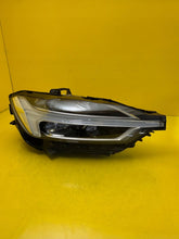 Laden Sie das Bild in den Galerie-Viewer, Frontscheinwerfer Volvo Xc60 II 31108597 LED Rechts Scheinwerfer Headlight SCH1794223805ok