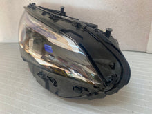 Laden Sie das Bild in den Galerie-Viewer, Frontscheinwerfer Mercedes-Benz W177 A1779065704 LED Links Headlight SCH4402166660zi