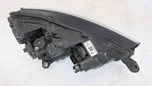 Load image into Gallery viewer, Frontscheinwerfer Skoda Scala 657941015 Ein Satz Scheinwerfer Headlight SCH1547161081bw