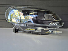 Laden Sie das Bild in den Galerie-Viewer, Frontscheinwerfer Opel Zafira Vivaro C 9832836480 Xenon Rechts Headlight