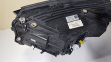 Laden Sie das Bild in den Galerie-Viewer, Frontscheinwerfer Mercedes-Benz Glc X253 A2539065003 LED Rechts Headlight SCH3075578389qw
