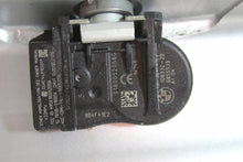 Load image into Gallery viewer, 4x Alufelge 18 Zoll 8.5" 5x120 46ET Glanz Silber 6853952 BMW X5 F15 F16 FEL6869045007lt